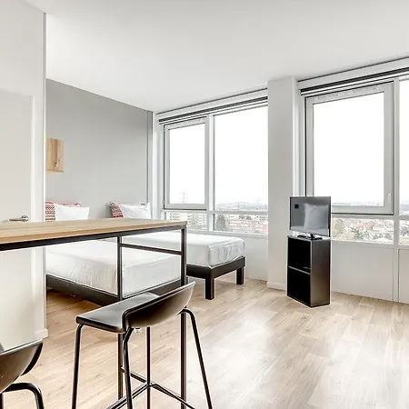 Ecla Campus Aparthotel 3*